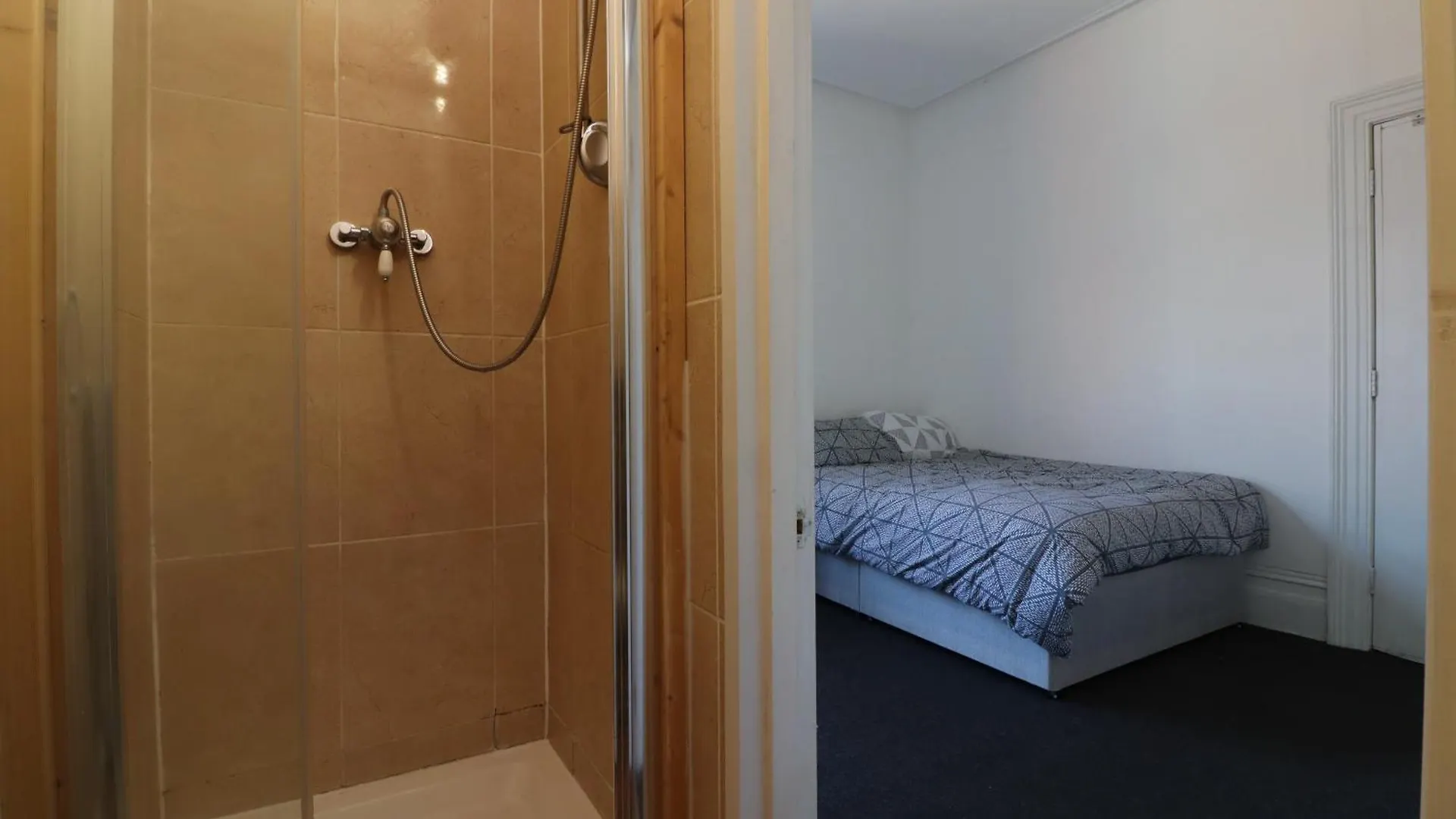 Pebbles Guest House Room 5 Southampton United Kingdom