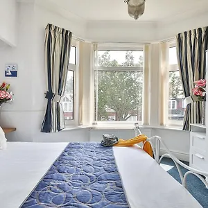 https://the-kensington-guesthouse.yorkshirehotels.net