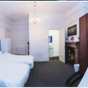 Howard House Hostel