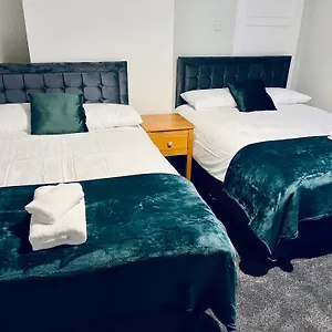 The Coral Southampton, Family Rooms, Suitable For Contractors Guest house